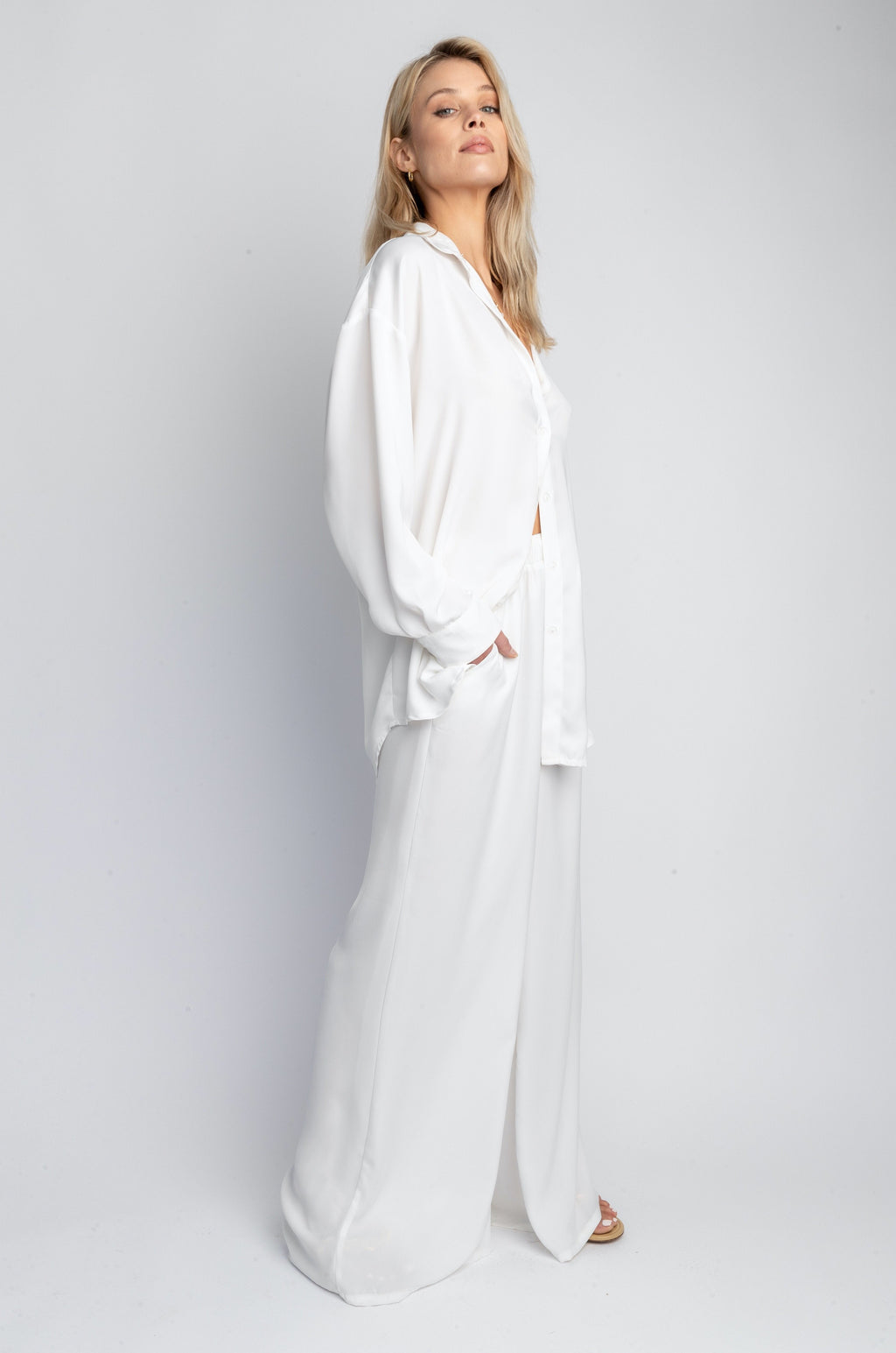 Miley Set in White